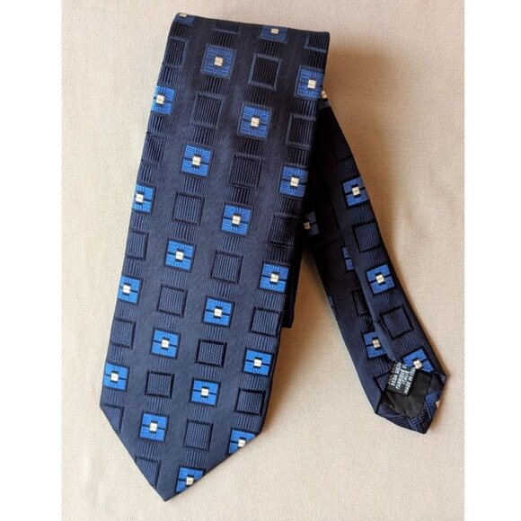 BOSS HUGO BOSS Dress Tie Silk Blue with Squares Geometric Textured Made in Italy - Picture 1 of 6